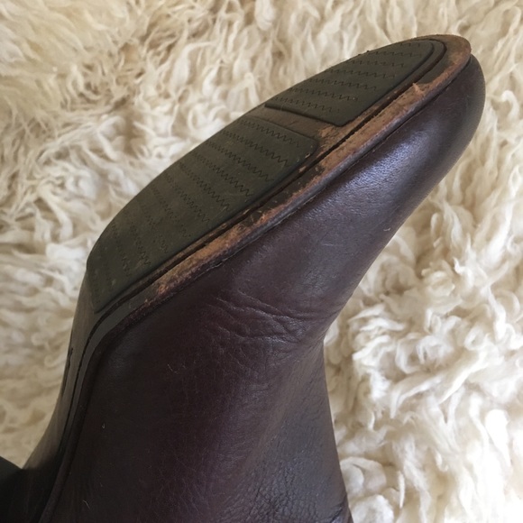 Frye Stella Chelsea Boot - Picture 2 of 5
